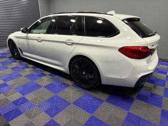 BMW 5 SERIES 2.0 520d M Sport Touring 5dr Diesel Auto xDrive Euro 6 (s/s) (19
