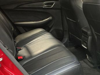 MG MG5 61.1kWh Exclusive Long Range Estate 5dr Electric Auto (156 ps)