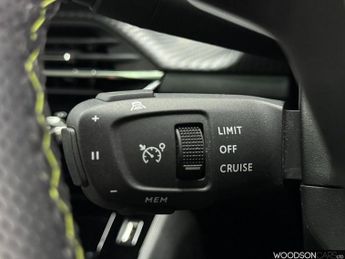 PEUGEOT E-2008 50kWh GT Premium SUV 5dr Electric Auto (136 ps)