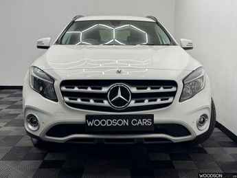 MERCEDES-BENZ GLA 1.6 GLA200 SE (Executive) SUV 5dr Petrol 7G-DCT Euro 6 (s/s) (15
