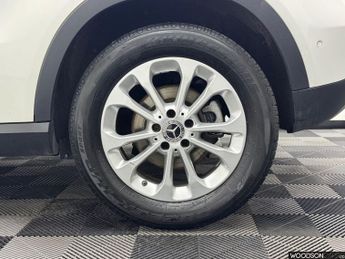 MERCEDES-BENZ GLA 1.6 GLA200 SE (Executive) SUV 5dr Petrol 7G-DCT Euro 6 (s/s) (15