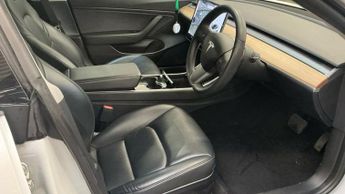 TESLA Model 3 (Dual Motor) Long Range Saloon 4dr Electric Auto 4WDE (346 ps)