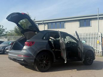 AUDI Q3 1.5 TFSI CoD 35 Sport SUV 5dr Petrol S Tronic Euro 6 (s/s) (150 