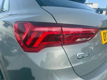 AUDI Q3 1.5 TFSI CoD 35 Sport SUV 5dr Petrol S Tronic Euro 6 (s/s) (150 