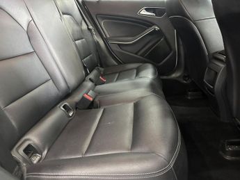 MERCEDES-BENZ A CLASS 1.6 A180 SE Hatchback 5dr Petrol 7G-DCT Euro 6 (s/s) (122 ps)