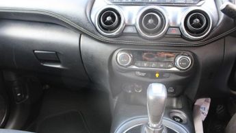 NISSAN JUKE 1.6 N-Connecta SUV 5dr Petrol Hybrid Auto Euro 6 (143 ps)