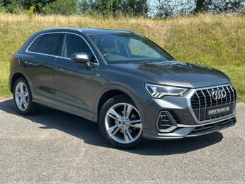 Audi Q3 2.0 TDI 35 S line SUV 5dr Diesel S Tronic Euro 6 (s/s) (150 ps)