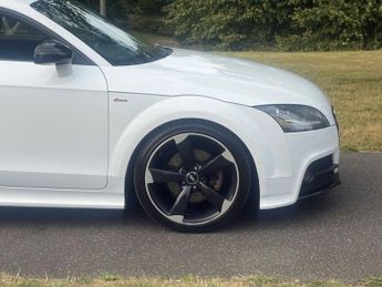 AUDI TT 2.0 TDI Black Edition Coupe 3dr Diesel S Tronic quattro Euro 5 (