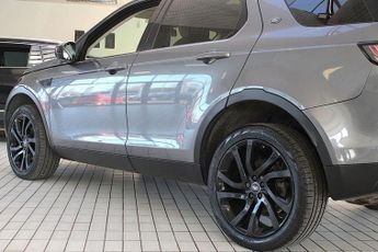 LAND ROVER DISCOVERY SPORT 2.2 SD4 HSE SUV 5dr Diesel Auto 4WD Euro 5 (s/s) (190 ps)