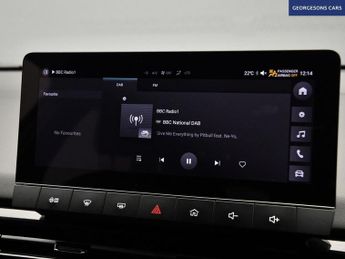 MG MG 4 64kWh SE Long Range Hatchback 5dr Electric Auto (203 ps)