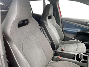 VOLKSWAGEN ID.4 77kWh GTX Max SUV 5dr Electric Auto 4Motion (299 ps)