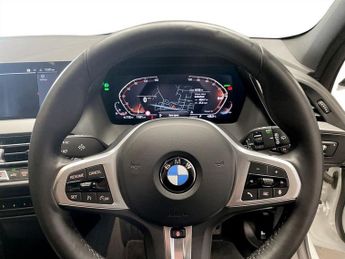BMW 1 SERIES 1.5 118i M Sport (LCP) Hatchback 5dr Petrol DCT Euro 6 (s/s) (13