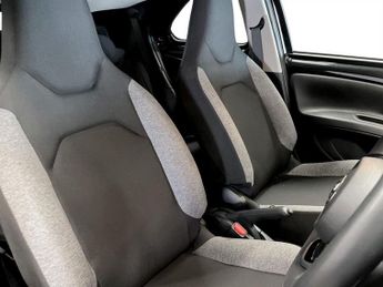 TOYOTA AYGO X 1.0 VVT-i Pure Hatchback 5dr Petrol x-shift Euro 6 (s/s) (72 ps)