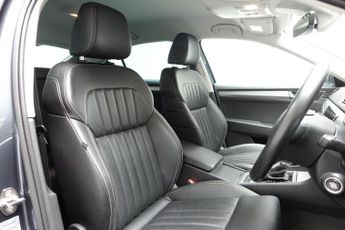 SKODA SUPERB 1.5 TSI ACT SE Technology Hatchback 5dr Petrol DSG Euro 6 (s/s) 