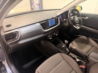 KIA STONIC 1.6 CRDi 2 SUV 5dr Diesel Manual Euro 6 (s/s) (108 bhp)