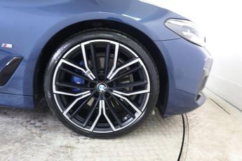BMW 5 SERIES 2.0 520d MHT M Sport Steptronic Euro 6 (s/s) 4dr