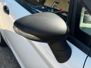 FORD FIESTA VAN 1.5 TDCi Panel Van 3dr Diesel Manual (98 g/km, 74 bhp)