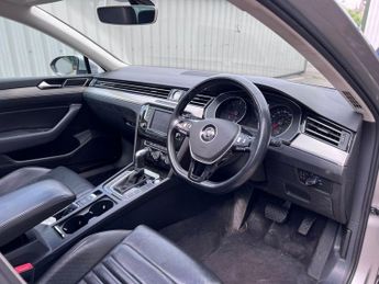 VOLKSWAGEN PASSAT 2.0 TDI BlueMotion Tech GT Saloon 4dr Diesel DSG Euro 6 (s/s) (1