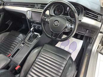VOLKSWAGEN PASSAT 2.0 TDI BlueMotion Tech GT Saloon 4dr Diesel DSG Euro 6 (s/s) (1