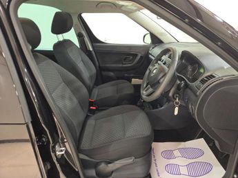 SKODA ROOMSTER 1.2 TSI SE MPV 5dr Petrol DSG Euro 5 (105 ps)
