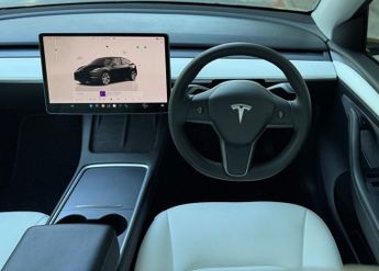 TESLA MODEL Y (Dual Motor) Long Range SUV 5dr Electric Auto 4WDE (384 bhp)