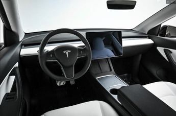 TESLA MODEL Y (Dual Motor) Long Range SUV 5dr Electric Auto 4WDE (384 bhp)