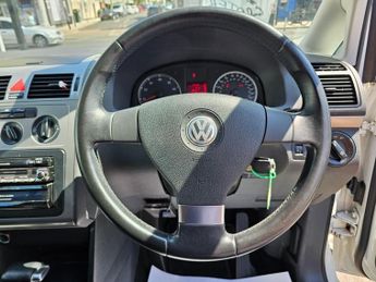 VOLKSWAGEN TOURAN  AUTOMATIC 1.4 VW TOURAN SPORT FSI 7 STR