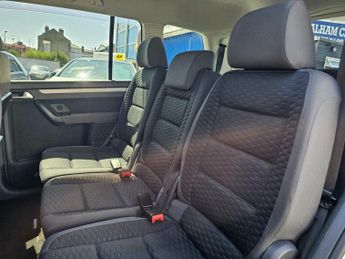 VOLKSWAGEN TOURAN  AUTOMATIC 1.4 VW TOURAN SPORT FSI 7 STR