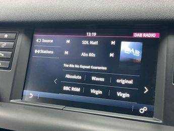 LAND ROVER DISCOVERY SPORT 2.0 TD4 SE SUV 5dr Diesel Manual 4WD Euro 6 (s/s) (180ps)