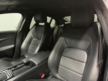 JAGUAR XE 2.0i GPF R-Sport Saloon 4dr Petrol Auto Euro 6 (s/s) (200 ps)
