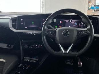 VAUXHALL MOKKA ELECTRIC 50kWh Ultimate SUV 5dr Electric Auto (136 ps)