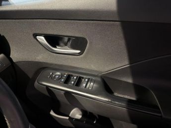 HYUNDAI KONA 65.4kWh Advance SUV 5dr Electric Auto (218 ps)