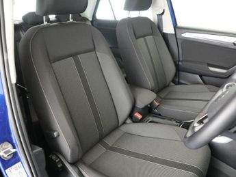 VOLKSWAGEN T-ROC 1.5 TSI Life SUV 5dr Petrol DSG Euro 6 (s/s) (150 ps)