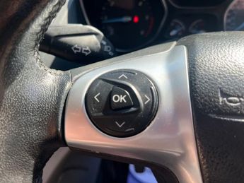 FORD C-MAX 1.6 TDCi Zetec MPV 5dr Diesel Manual Euro 5 (115 ps)