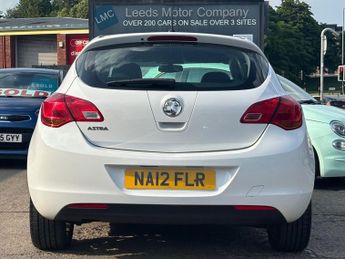 VAUXHALL ASTRA 1.4 16v Active Hatchback 5dr Petrol Manual Euro 5 (100 ps)