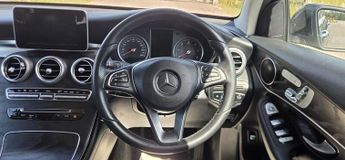 MERCEDES-BENZ GLC 2.1 GLC220d Sport (Premium) G-Tronic+ 4MATIC Euro 6 (s/s) 5dr
