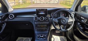 MERCEDES-BENZ GLC 2.1 GLC220d Sport (Premium) G-Tronic+ 4MATIC Euro 6 (s/s) 5dr