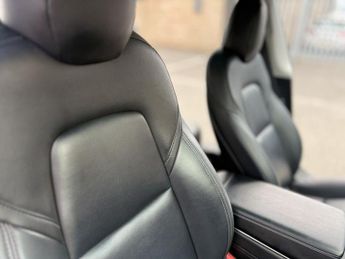 TESLA Model 3 (Dual Motor) Long Range Saloon 4dr Electric Auto 4WDE (346 ps)