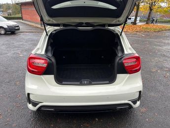 MERCEDES-BENZ A-CLASS Hatchback 2.0 A45 AMG (2013/13)