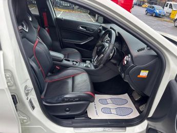 MERCEDES-BENZ A-CLASS Hatchback 2.0 A45 AMG (2013/13)