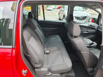 VAUXHALL ZAFIRA 1.6 16V Exclusiv MPV 5dr Petrol Manual Euro 5 (115 ps)