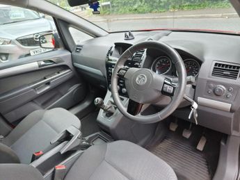 VAUXHALL ZAFIRA 1.6 16V Exclusiv MPV 5dr Petrol Manual Euro 5 (115 ps)