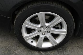 JAGUAR XF 3.0d V6 Luxury Saloon 4dr Diesel Auto Euro 5 (240 ps)