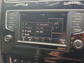 VOLKSWAGEN GOLF 2.0 TSI BlueMotion Tech R Hatchback 5dr Petrol DSG 4Motion 
