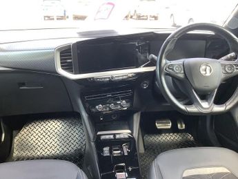 VAUXHALL MOKKA ELECTRIC 50kWh Ultimate SUV 5dr Electric Auto (136 ps)
