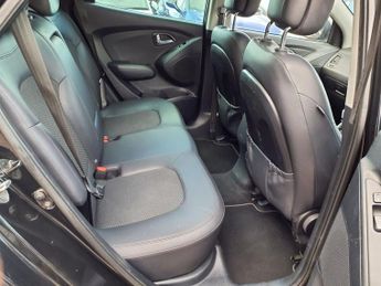 HYUNDAI IX35 1.7 CRDi Premium SUV 5dr Diesel Manual Euro 5 (s/s) (115 ps)