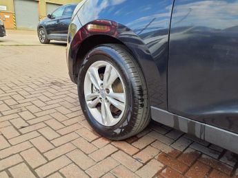 HYUNDAI IX35 1.7 CRDi Premium SUV 5dr Diesel Manual Euro 5 (s/s) (115 ps)