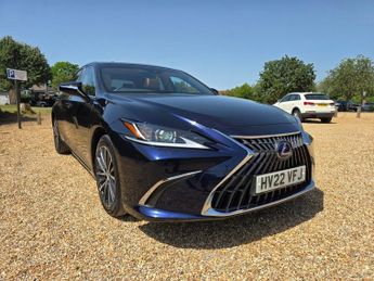 LEXUS ES 2.5 300h Saloon 4dr Petrol Hybrid E-CVT Euro 6 (s/s) (218 ps)