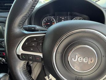 JEEP RENEGADE 1.4T MultiAirII Longitude SUV 5dr Petrol DDCT Euro 6 (s/s) (140 
