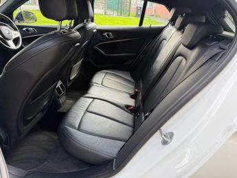 BMW 1 SERIES 1.5 118i M Sport Hatchback 5dr Petrol DCT Euro 6 (s/s) (140 ps)
